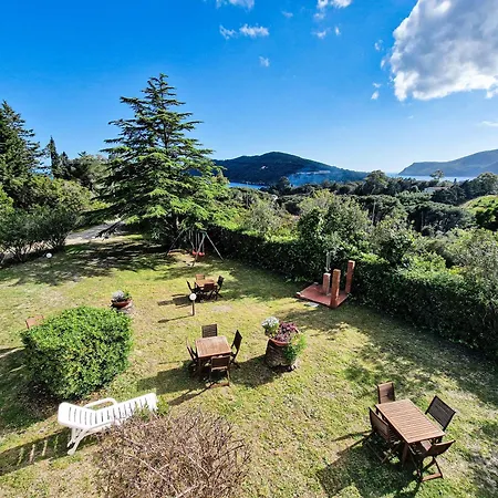 Nyaraló Casa Golfi Di *