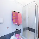 Casa Golfi Di 度假居 拉科纳