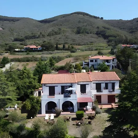 Casa Golfi Di * Lacona