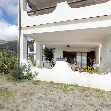 Casa Golfi Di Nyaraló Lacona