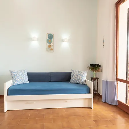 Semesterbostad Casa Golfi Di