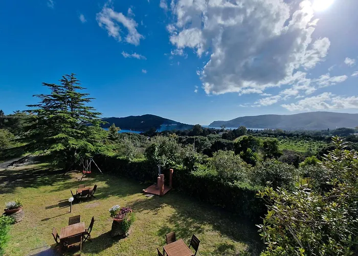 Casa Golfi Di Tatil Evi